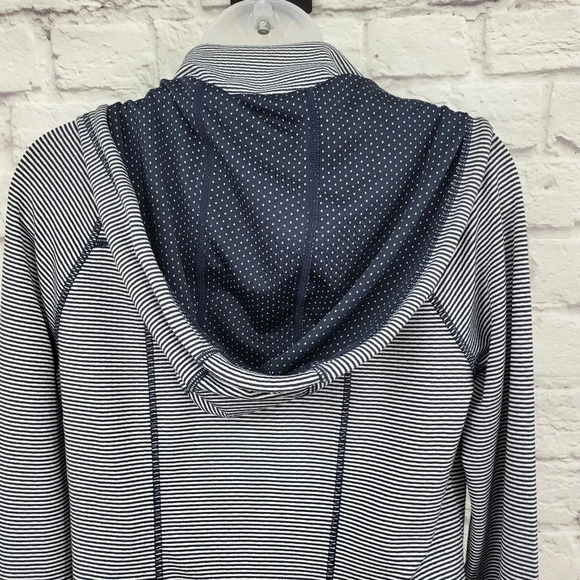 ATHLETA | Heavenly Hail Blue White Striped Polka Dot Hoodie Sz Small - Picture 9 of 15
